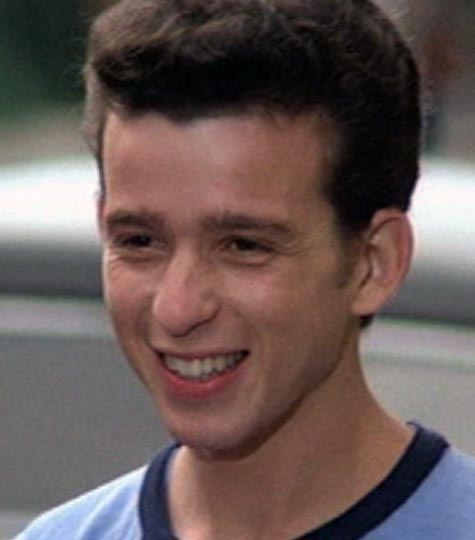 Yiftach Katzur